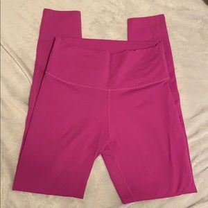 Women’s fabletics HIGE RISE 7/8 powerhold leggings